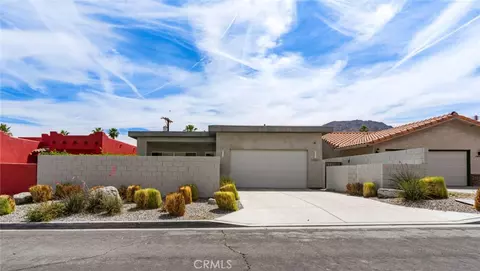 54060 Avenida Madero, La Quinta, CA 92253