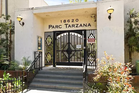 18620 Hatteras St #223, Tarzana, CA 91356