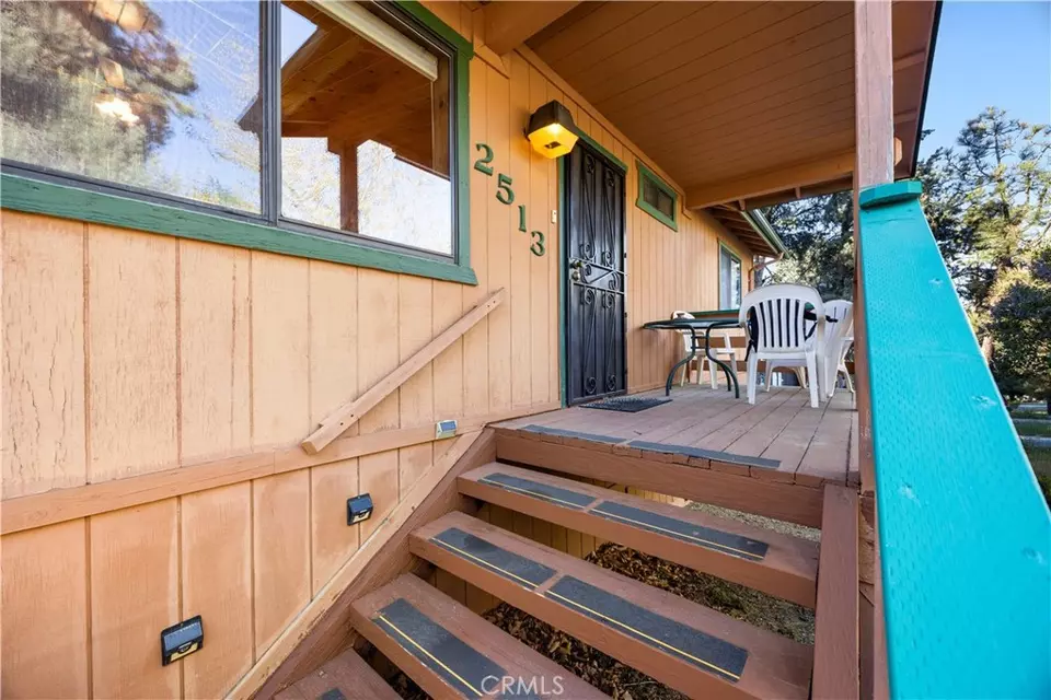  2513 Arbor Dr, Frazier Park, CA 93225 photo 2
