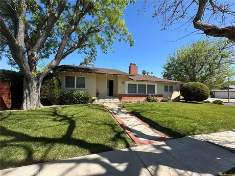 23635 Marylee St, Woodland Hills, CA 91367