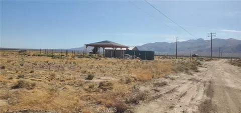 7634 E Cinnabar Rd, Cantil, CA 93519
