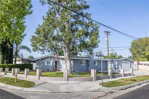 27573 Santa Clarita Rd, Saugus, CA 91350