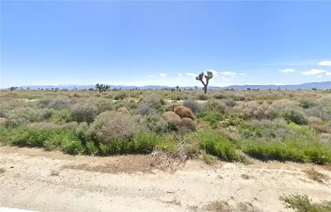 3300 E Avenue L, Palmdale, CA 93552 photo 3