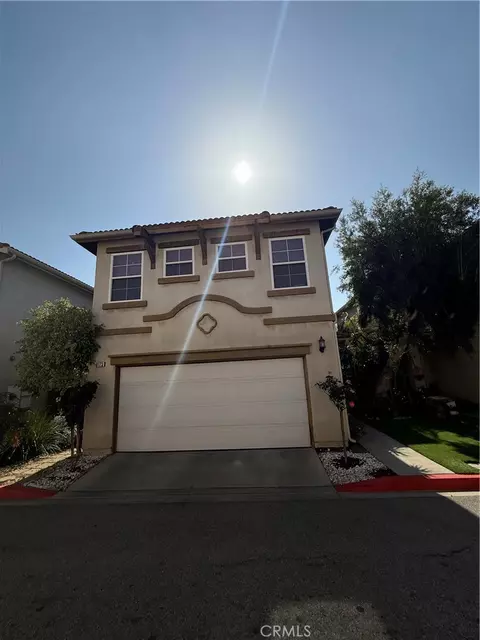 9173 Burnet Ave, North Hills, CA 91343