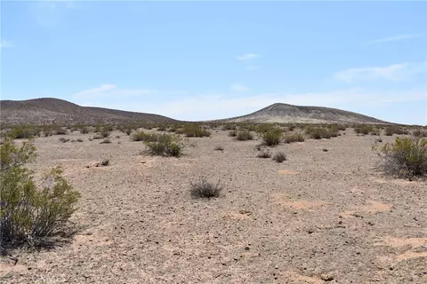 16000 S O Joshua Blvd, North Edwards, CA 93523