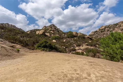 7815 Mesa Dr, Simi Valley, CA 93063 photo 19