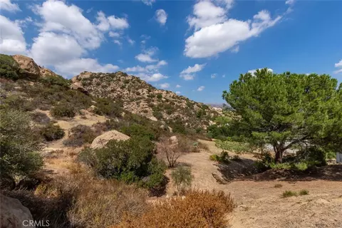 7815 Mesa Dr, Simi Valley, CA 93063 photo 16