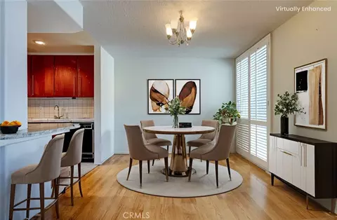 5454 Zelzah Ave #215, Encino, CA 91316