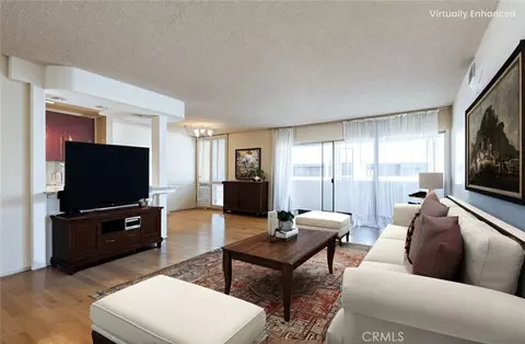 5454 Zelzah Ave #215, Encino, CA 91316