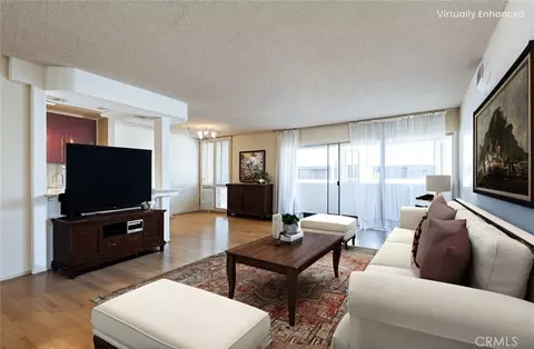 5454 Zelzah Ave #215, Encino, CA 91316