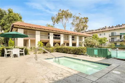 5460 White Oak Ave #F105, Encino, CA 91316