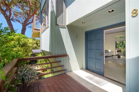 828 Wonder View Dr, Calabasas, CA 91302