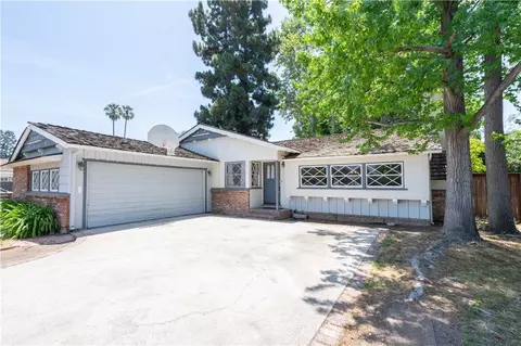 23250 Mariano St, Woodland Hills, CA 91367