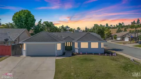 5801 Cedar Falls Dr, Bakersfield, CA 93306