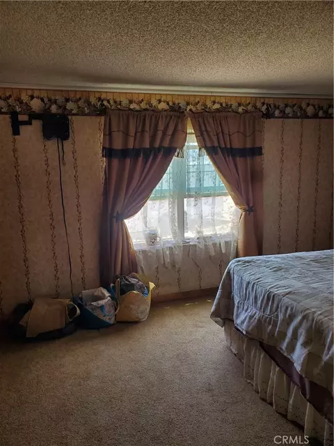 29824 Holiday Ave, Lancaster, CA 93536 photo 10