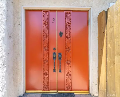 14947 Dickens St #3, Sherman Oaks, CA 91403