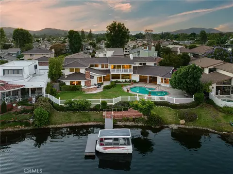3924 Fairbreeze Cir, Westlake Village, CA 91361
