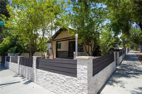 77 W Washington Blvd, Pasadena, CA 91103