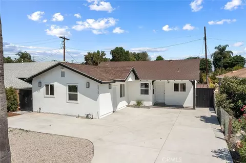 22723 Leonora Dr, Woodland Hills, CA 91367