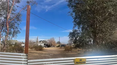 1952 Blackbird St, Inyokern, CA 93527