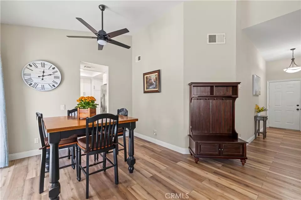  26315 Rainbow Glen Dr #238, Newhall, CA 91321 photo 11