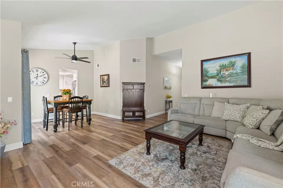  26315 Rainbow Glen Dr #238, Newhall, CA 91321 photo 8