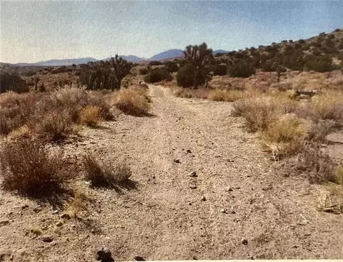 7 34471889-117929478, Pearblossom, CA 93355