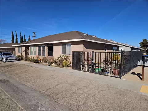 45019 Division St, Lancaster, CA 93535