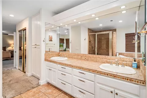 Bath - 2575 Palomino Dr, Acton, CA 93510 photo 3 of 6