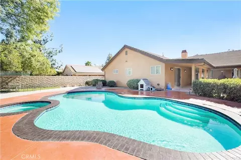 22329 Plummer St, Chatsworth, CA 91311