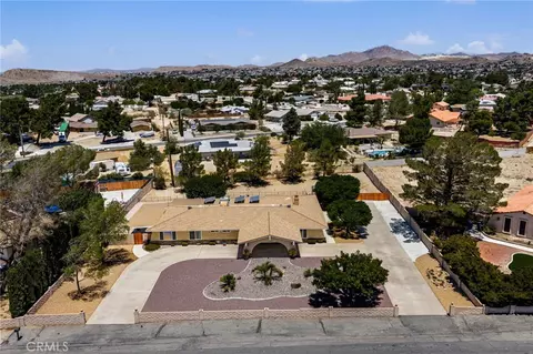 19082 Tecumseh Rd, Apple Valley, CA 92307 photo 1