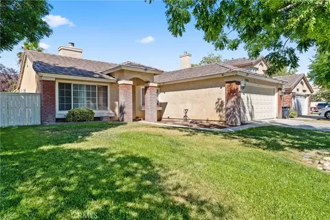 1753 Stratford St, Lancaster, CA 93534