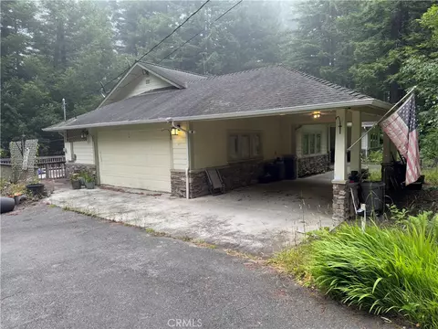 5595 Cummings Rd, Eureka, CA 95503