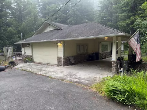 5595 Cummings Rd, Eureka, CA 95503