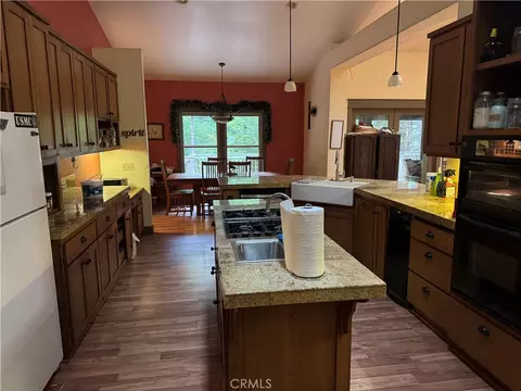 5595 Cummings Rd, Eureka, CA 95503 photo 11