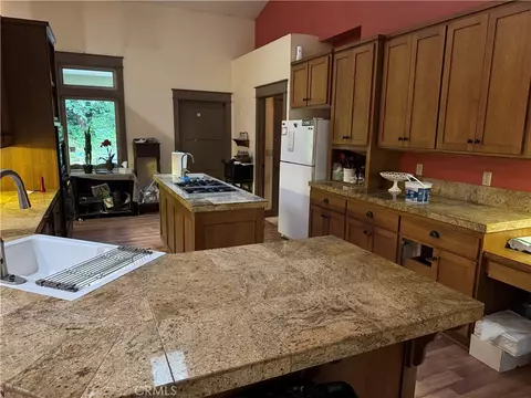 5595 Cummings Rd, Eureka, CA 95503 photo 12