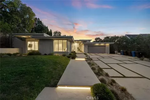 4727 Alonzo Ave, Encino, CA 91316