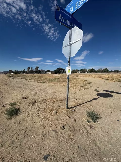170 Valeport Ave, Lake Los Angeles, CA 93535