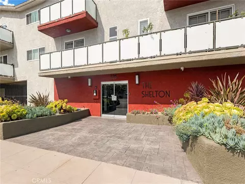 525 S Shelton St #205, Burbank, CA 91506