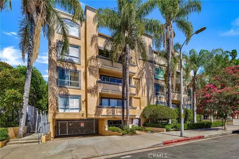 5224 Zelzah Ave #208, Encino, CA 91316