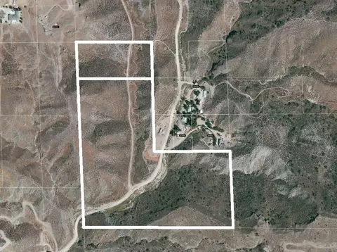 8 Summit Knoll Rd, Agua Dulce, CA 91390