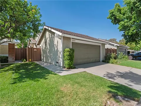 16623 Shinedale Dr, Canyon Country, CA 91387