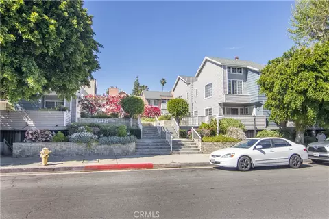 20235 Keswick St #102, Winnetka, CA 91306