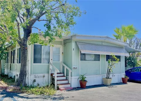 2 Donna Way, Mission Hills, CA 91345