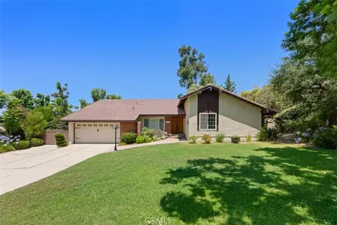 175 Wrangler Rd, Simi Valley, CA 93065