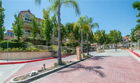 19804 Sandpiper Pl #10, Newhall, CA 91321