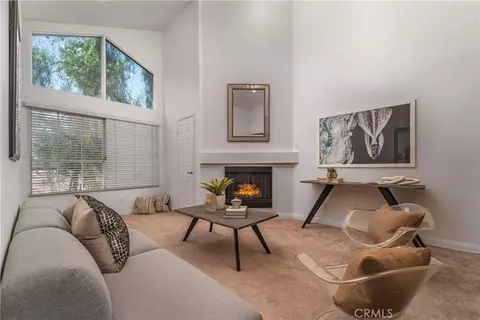 5515 Canoga Ave #317, Woodland Hills, CA 91367