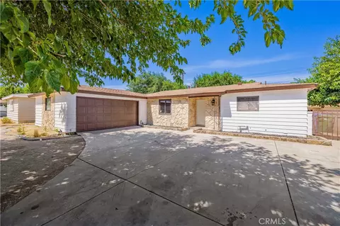 43729 Fig Ave, Lancaster, CA 93534