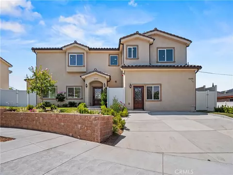 15235 Nurmi St, Sylmar, CA 91342