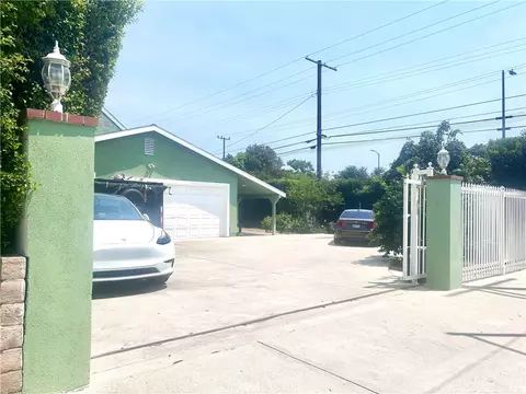 20551 Saticoy St, Winnetka, CA 91306
